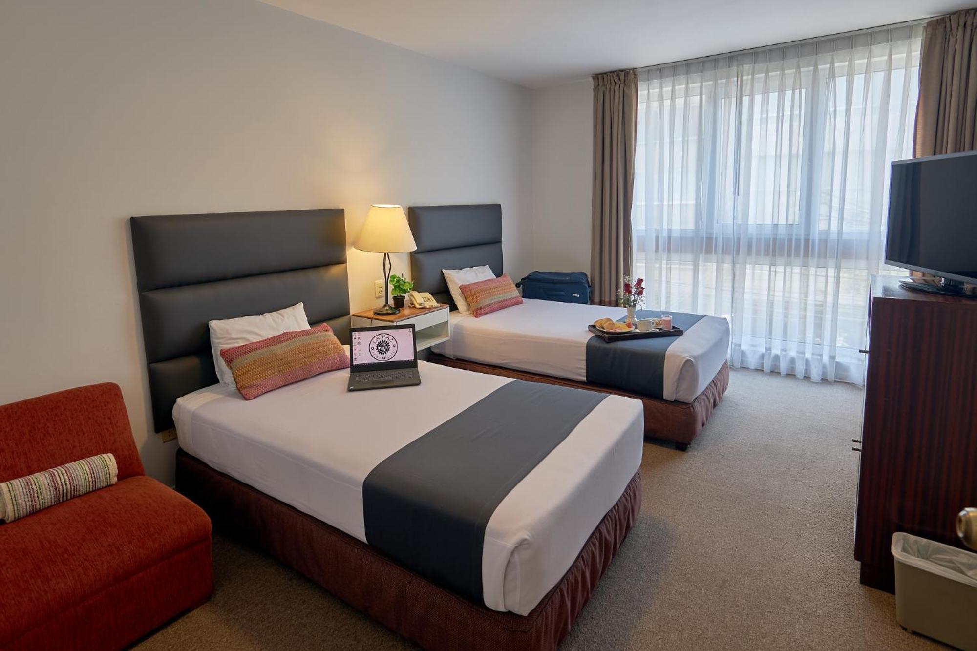Aparthotel La Paz 3*